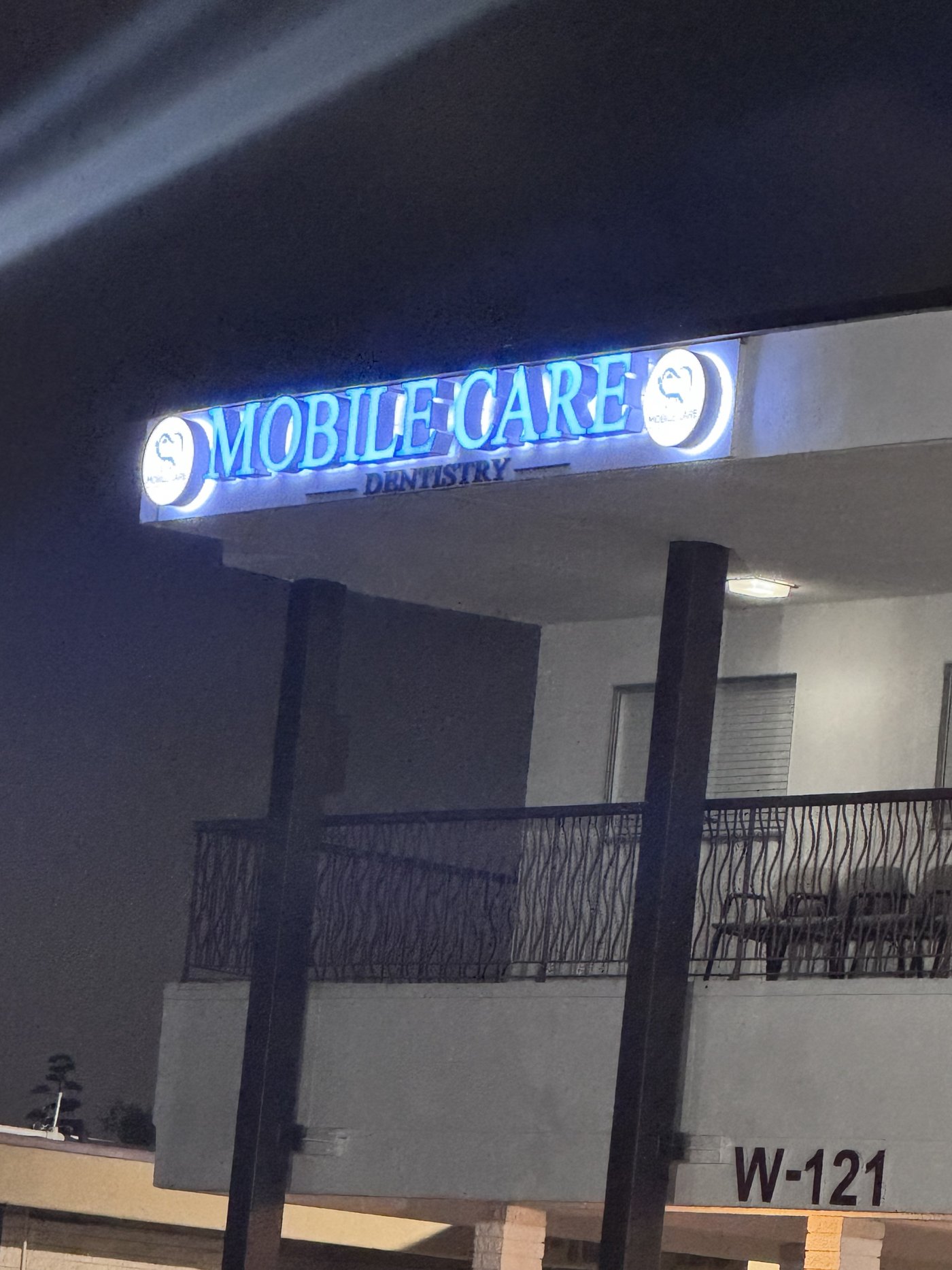 Mobile Care Dentistry office signage